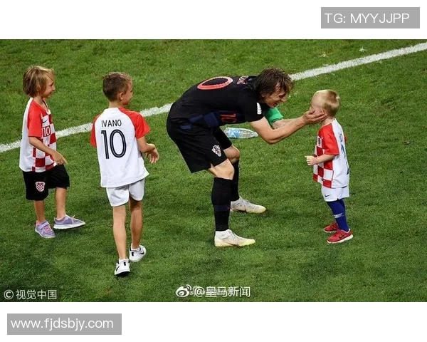 昔日恩怨再现！莫德里奇与老队友狭路相逢